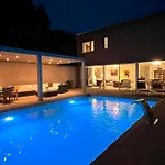 Dolce With Private Pool Lugano