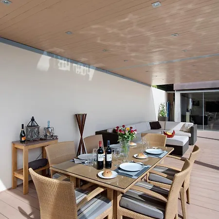 Dolce With Private Pool Lugano