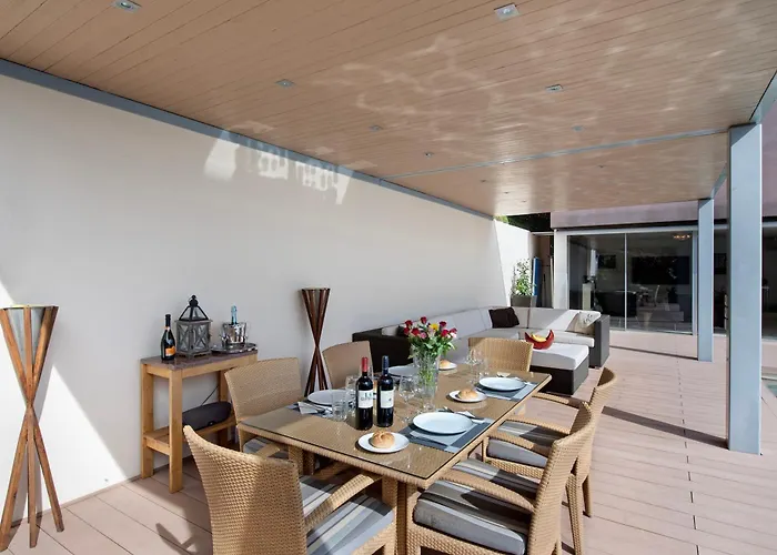 Dolce With Private Pool Лугано