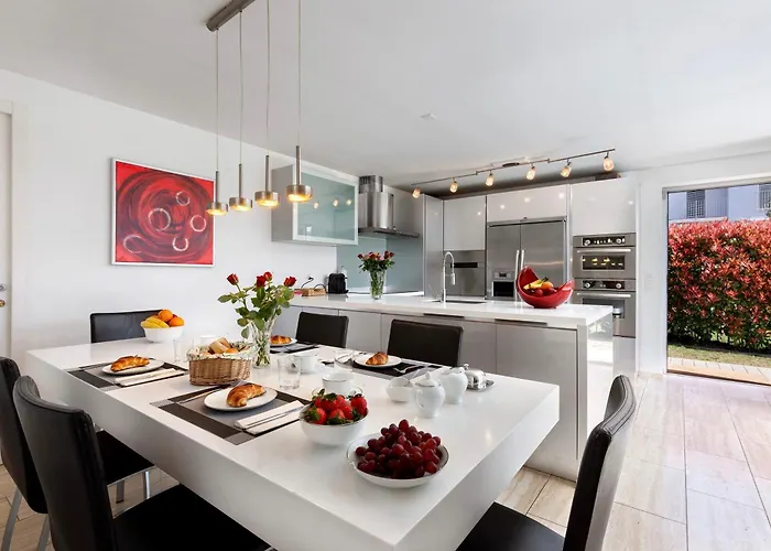 Dolce With Private Pool Вілла Лугано