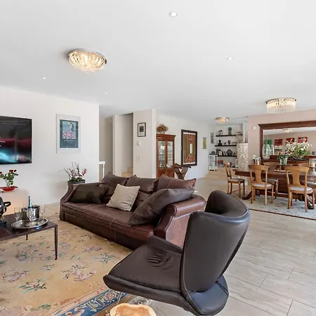 Villa Dolce With Private Pool